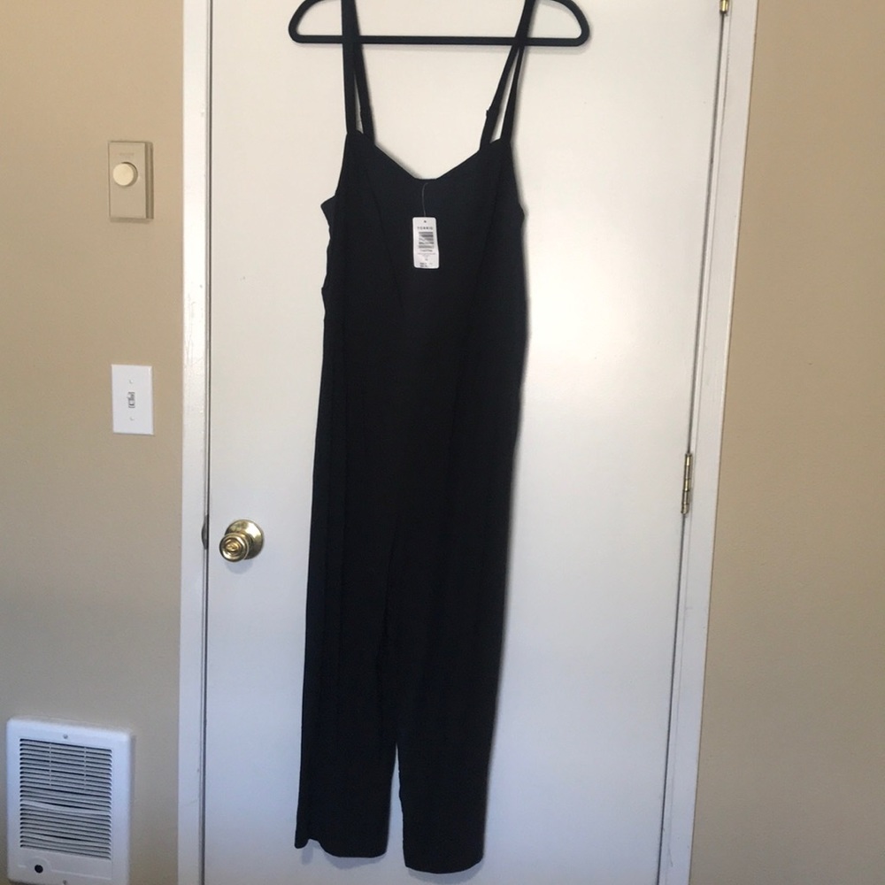 Sz 00 Torrid black coulotte jumpsuit romper